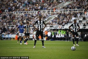 路易斯·迪亚兹转会拜仁：利物浦告别战术核心，德甲新篇章开启