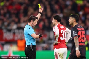 欧冠烽烟再起：英伦豪门命悬一线，今晚三场生死战解析