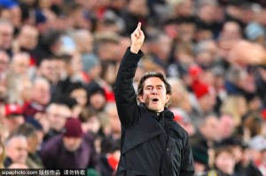 热刺主席列维重磅发声！解雇波斯特科格鲁内幕曝光，新帅弗兰克面临终极考验