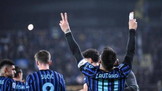 意甲变天！国米狂飙甩开双雄，米兰瘫了，那不勒斯悬在悬崖边