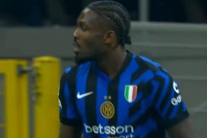 欧冠惊天逆转！国米主场暴打西甲冠军，巴萨半场崩盘被踢出决赛圈