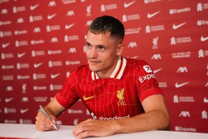 德甲超新星加盟利物浦：球队核心地位是最高追求