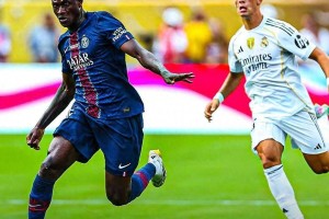 高手坟墓！巴黎左闸成世界级边锋噩梦半年锁死6大巨星太无解