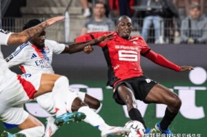 里昂主场4-1大胜雷恩，阿尔马达助攻帽子戏法闪耀法甲